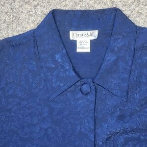 Christie and Jill 100% SILK Large Button Up Blouse Top In Blue With Texture